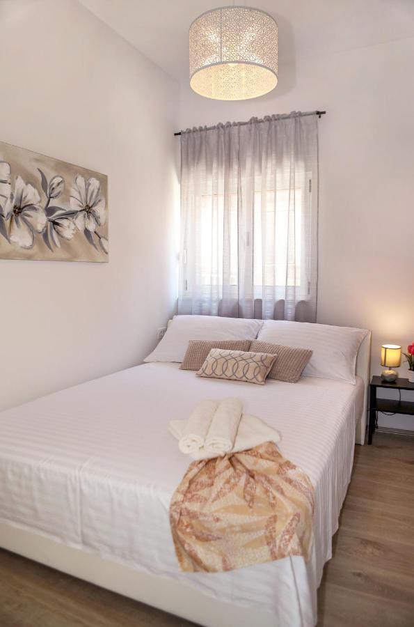 Mika Apartment